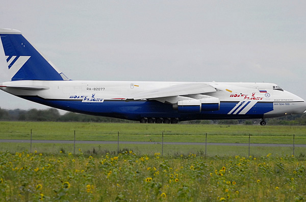 An-124-100, Registration RA-82077, Poliet Flight